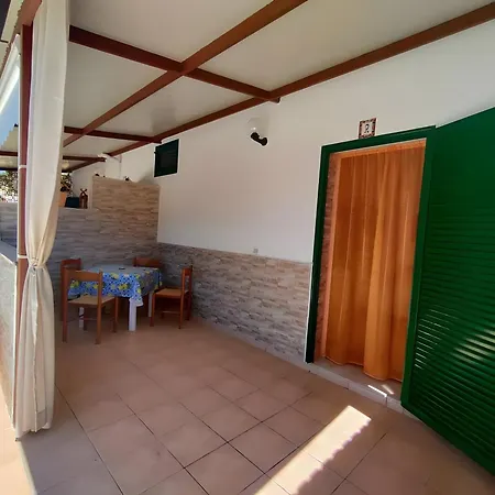 Vakantiehuis Elvira, *